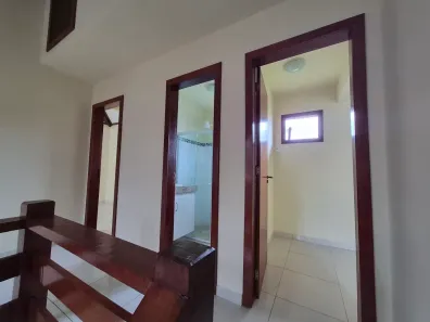 Sobrado com 2 Quartos para alugar, 70m² no Bosque, Armação dos Búzios