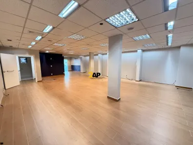 Ponto Comercial para alugar, 292m² no Jardim Londrina, São Paulo