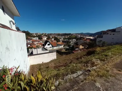 Lote/Terreno à venda, 300m² no Parque Vivaldi Leite Ribeiro, Poços de Caldas