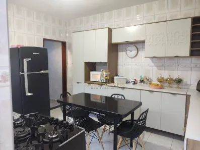 Casa com 2 Quartos à venda, 168m² no Bandeira Branca, Jacareí