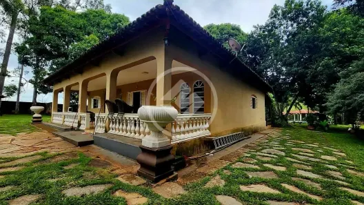 Fazenda/Sítio com 3 Quartos à venda, 10000m² no Jardim Alphaville, Goiânia