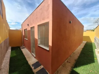 Casa com 2 Quartos à venda, 12m² no Iolanda, Ribeirão das Neves