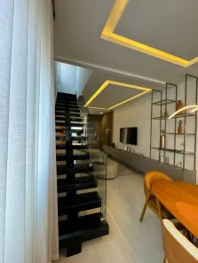 Sobrado com 3 Quartos à venda, 188m² no Canto do Forte, Praia Grande
