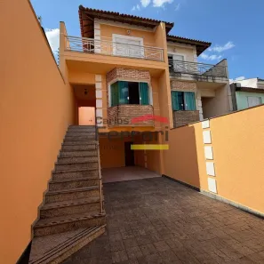 Sobrado com 3 Quartos à venda, 170m² no Vila Nivi, São Paulo
