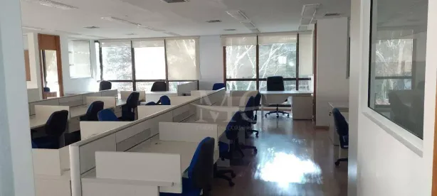 Sala Comercial para alugar, 251m² no Vila Olímpia, São Paulo