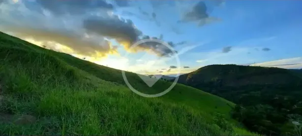 Lote/Terreno à venda, 786m² no Pessegueiros, Teresópolis