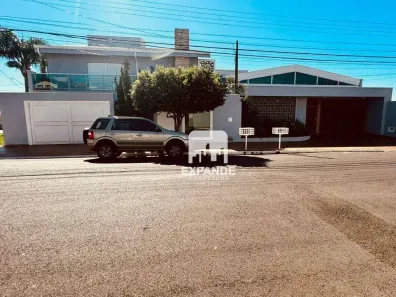 Casa com 3 Quartos à venda, 577m² no Colinas do Paraíso, Botucatu