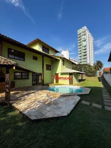 Casa com 4 Quartos para venda ou aluguel, 342m² no Glória, Macaé