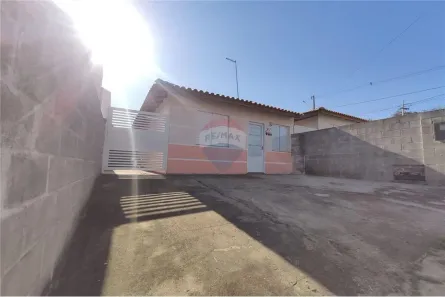 Casa de Condomínio com 2 Quartos à venda, 45m² no Conjunto Habitacional Jardim Humberto Salvador, Presidente Prudente