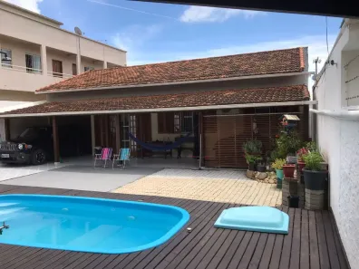 Casa com 5 Quartos à venda, 210m² no Ingleses do Rio Vermelho, Florianópolis