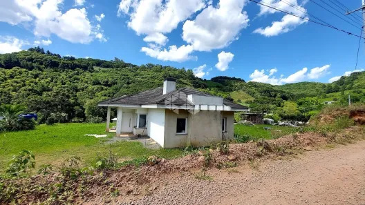 Fazenda/Sítio com 3 Quartos à venda, 140m² no Área Rural de Farroupilha, Farroupilha