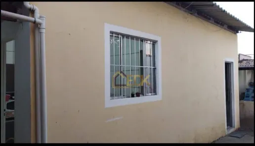 Casa com 2 Quartos à venda, 80m² no Parque São Domingos, Pindamonhangaba