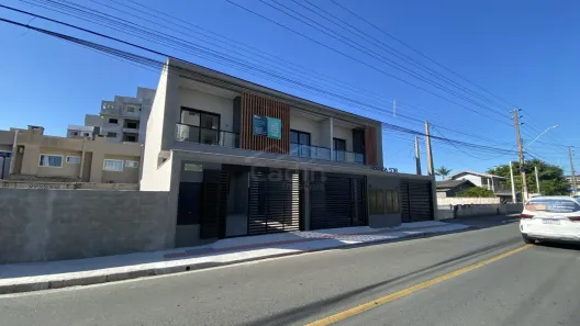 Sobrado com 3 Quartos à venda, 137m² no Gravatá, Navegantes