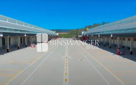 Galpão/Depósito/Armazém para alugar, 2365m² no Água Espraiada, Embu das Artes