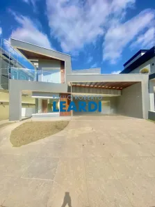 Casa de Condomínio com 3 Quartos à venda, 441m² no Alphaville, Santana de Parnaíba