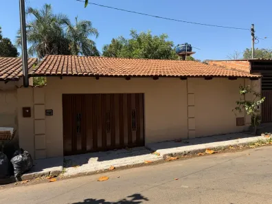 Casa com 2 Quartos para alugar, 120m² no Condomínio Jardim das Oliveiras, Goiânia