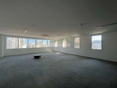 Imóvel Comercial à venda, 139m² no Gonzaga, Santos