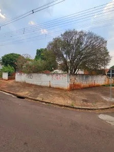Lote/Terreno à venda, 439m² no Jardim Alvorada, Maringá