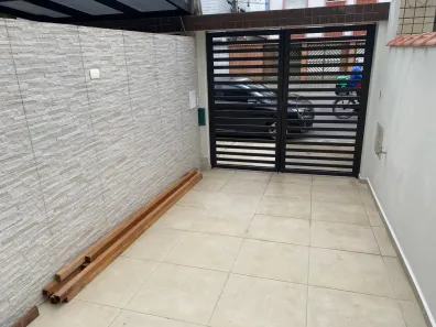 Casa com 2 Quartos à venda, 80m² no Embaré, Santos