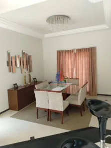 Sobrado com 3 Quartos à venda, 314m² no Parque Novo Mundo, Americana