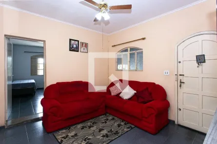 Casa com 3 Quartos à venda, 141m² no Vila Carmosina, São Paulo