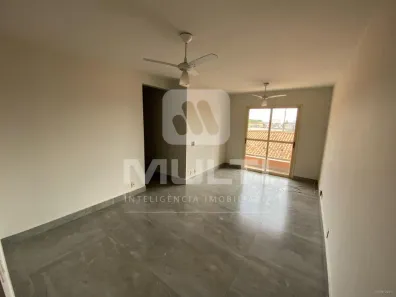 Apartamento com 3 Quartos para alugar, 74m² no Martins, Uberlândia