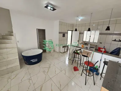 Sobrado com 2 Quartos à venda, 80m² no Jardim Birigui II, Mongaguá