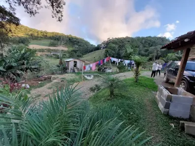 Fazenda/Sítio com 2 Quartos à venda, 3000m² no , Águas Mornas