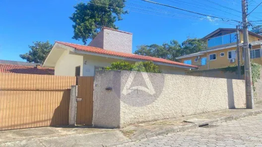 Casa com 2 Quartos à venda, 80m² no Rio Tavares, Florianópolis