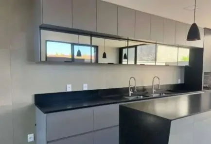 Casa de Condomínio com 3 Quartos à venda, 196m² no Jardins Capri, Senador Canedo