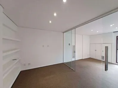 Sala Comercial à venda, 35m² no Asa Sul, Brasília