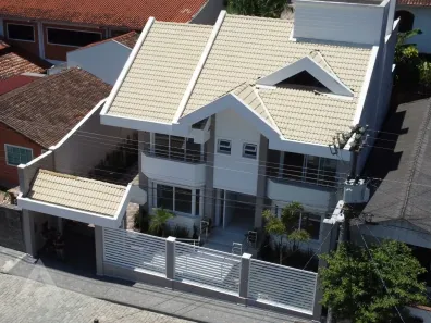 Casa com 3 Quartos à venda, 350m² no Escola Agrícola, Blumenau