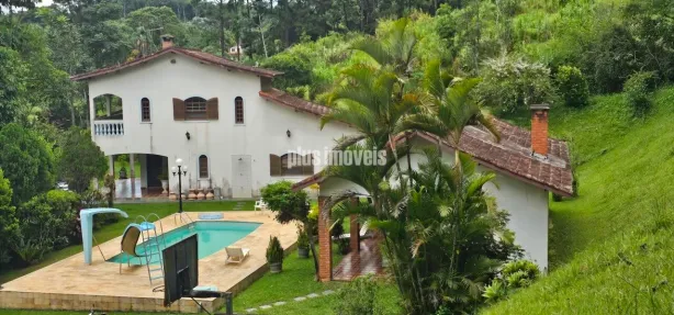 Fazenda/Sítio com 4 Quartos à venda, 300m² no Parque Florestal, São Paulo