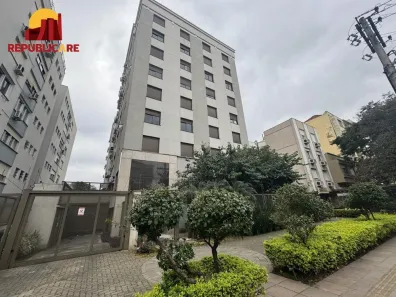 Apartamento com 2 Quartos para alugar, 92m² no Farroupilha, Porto Alegre