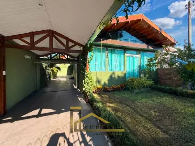 Casa com 3 Quartos à venda, 110m² no Novo Mundo, Curitiba