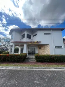 Casa de Condomínio com 3 Quartos para alugar, 160m² no Parque Verde, Belém