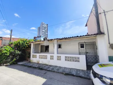 Casa com 3 Quartos para alugar, 90m² no Cidade 2000, Fortaleza