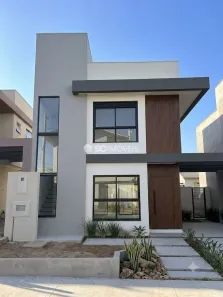 Casa com 3 Quartos à venda, 113m² no Ingleses do Rio Vermelho, Florianópolis