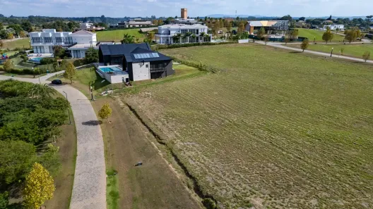 Lote/Terreno à venda, 1513m² no Condomínio Porto São Pedro, Porto Feliz