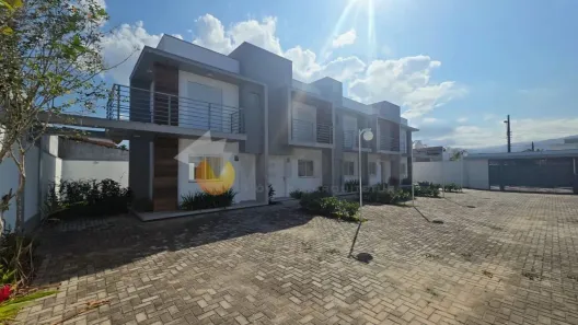 Casa de Condomínio com 2 Quartos para alugar, 85m² no Pontal de Santa Marina, Caraguatatuba
