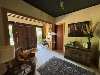 Casa com 5 Quartos à venda, 215m² no Itaipava, Petrópolis