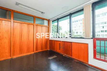 Sala Comercial para alugar, 165m² no Navegantes, Porto Alegre