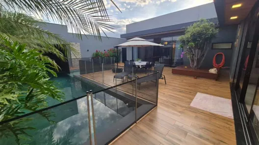 Casa de Condomínio com 3 Quartos à venda, 580m² no Residencial Mário de Almeida Franco, Uberaba