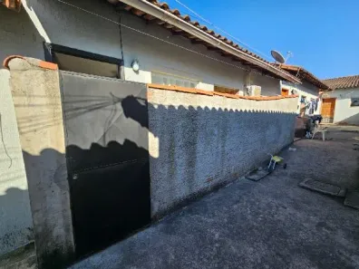 Casa com 1 Quarto à venda, 34m² no Amendoeira, São Gonçalo