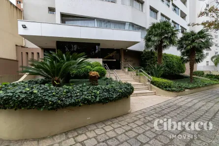 Apartamento com 4 Quartos para alugar, 262m² no Água Verde, Curitiba