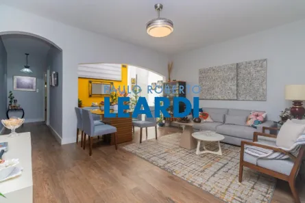 Casa com 2 Quartos à venda, 160m² no Chácara Santo Antônio (Zona Sul), São Paulo