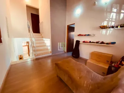 Casa com 3 Quartos à venda, 265m² no Anhangabaú, Jundiaí
