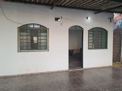 Casa com 3 Quartos à venda, 140m² no Ceilândia Sul, Brasília