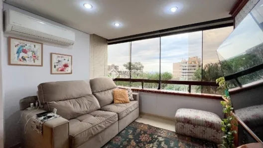Apartamento com 3 Quartos à venda, 108m² no Jardim Lindóia, Porto Alegre