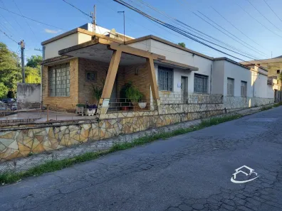 Casa com 4 Quartos à venda, 450m² no Centro, Guaratinguetá